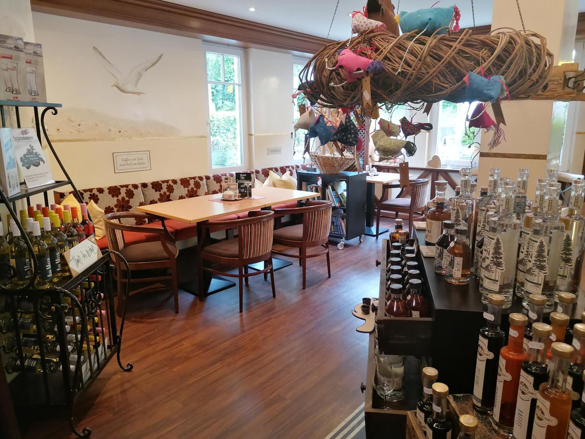 Pension Sanddorn Mit Cafe Carlssons Binz Exterior foto